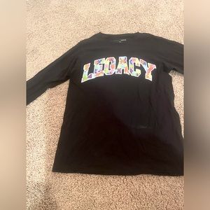 Black graphic long sleeve
